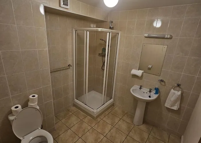 Two Bedroom 阿斯隆